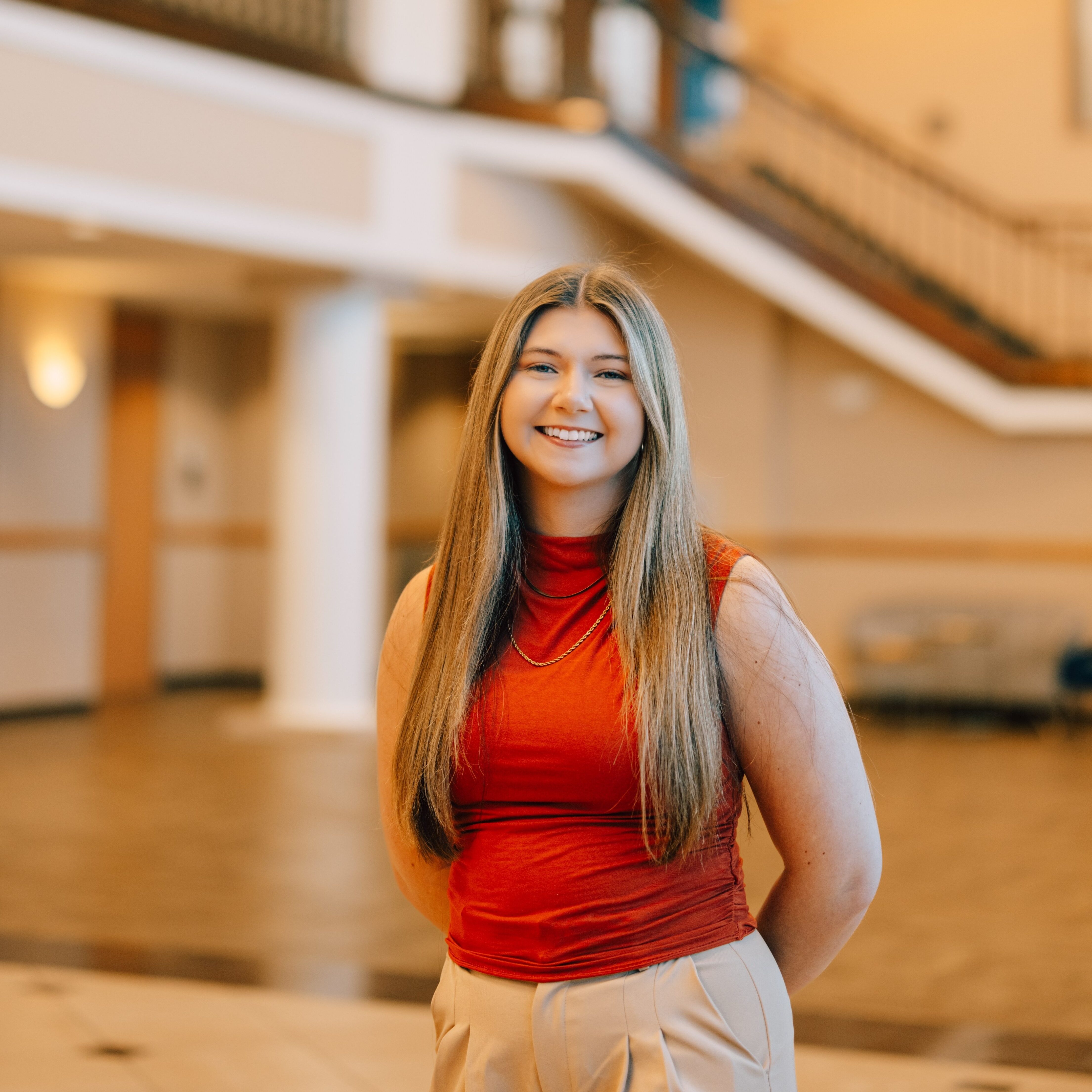 Kaylee Upton Headshot